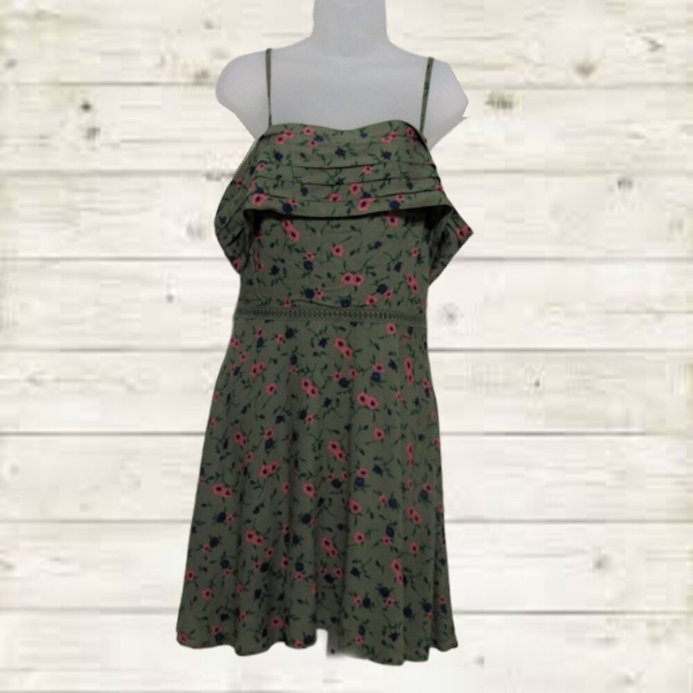 Miami Fransescas.size M womens dress  off shoulder olive green w floral prints